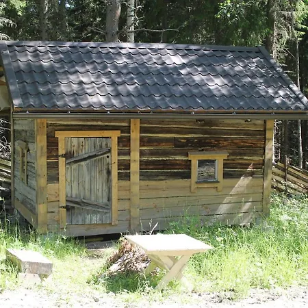Chalet Metsaepirtti Kolinkylä