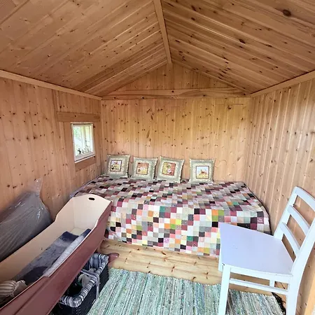 Metsaepirtti Chalet *